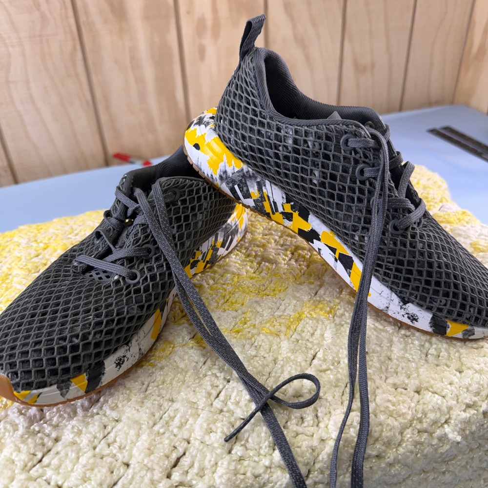 NOBULL Mesh Runner Grey Yellow Splatter Training Shoes Mens 6 Womens 7.5 Sneaker